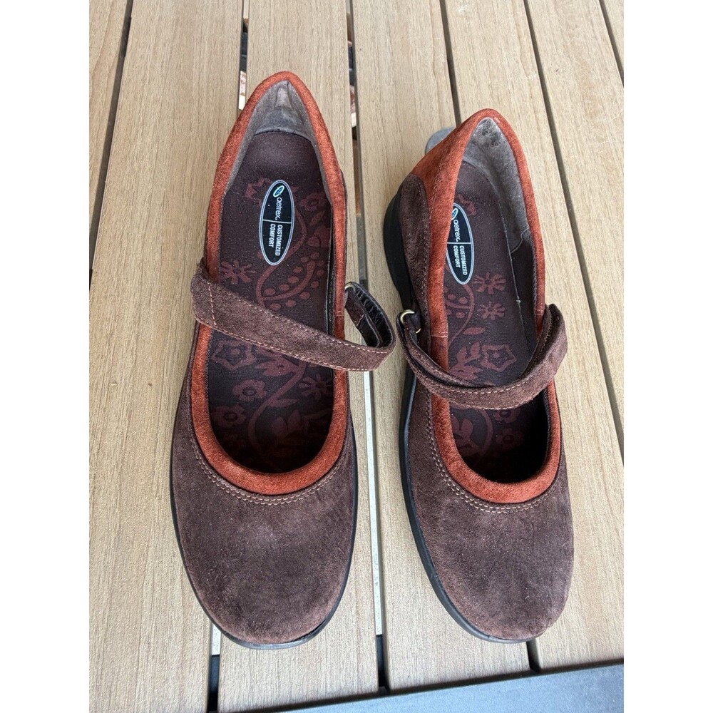 Aetrex suede mary jane Size 8.5 eu 40